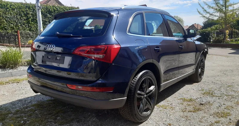 wielkopolskie Audi Q5 cena 31900 przebieg: 227416, rok produkcji 2011 z Leszno